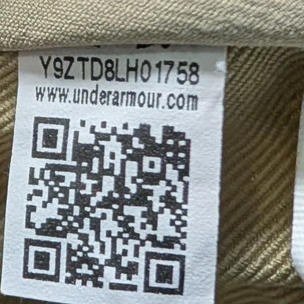 Under Armour Youth Khaki Stretch Waist Cargo Shorts‎ Casual Comfort Size YM